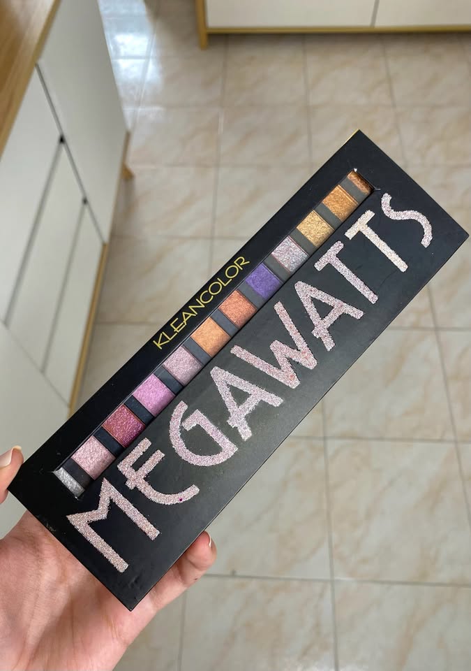 Paleta de sombras Megawats de kleancolor - Imagen 2